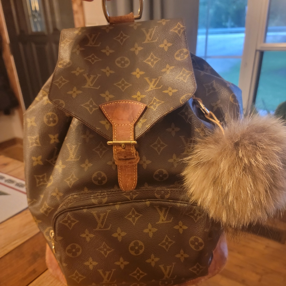 Louis Vuitton GM backpack